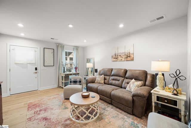 186 Rhodell Lane, Greenville, SC 29605