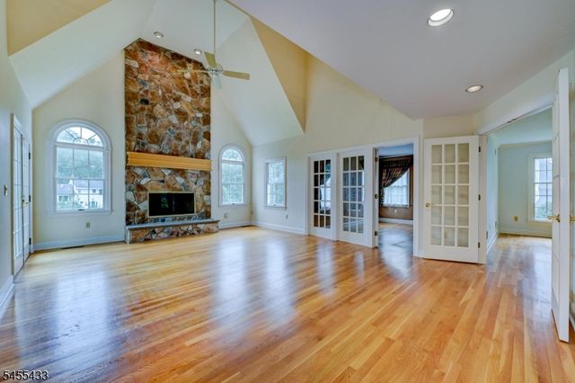 416 Hidden Valley Ct, Wyckoff Twp., NJ 07481