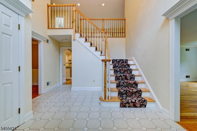 416 Hidden Valley Ct, Wyckoff Twp., NJ 07481