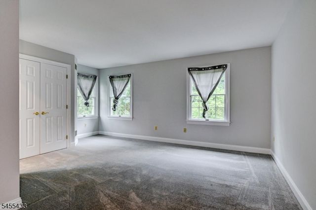 416 Hidden Valley Ct, Wyckoff Twp., NJ 07481