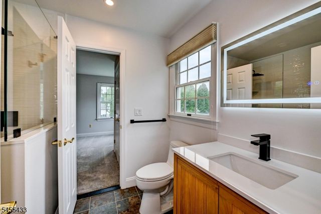 416 Hidden Valley Ct, Wyckoff Twp., NJ 07481
