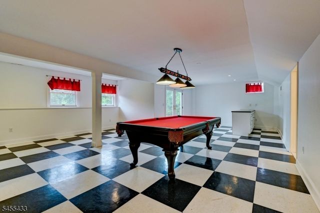 416 Hidden Valley Ct, Wyckoff Twp., NJ 07481