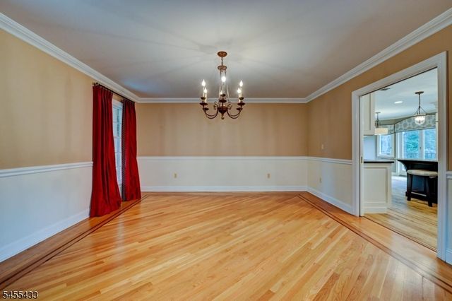 416 Hidden Valley Ct, Wyckoff Twp., NJ 07481