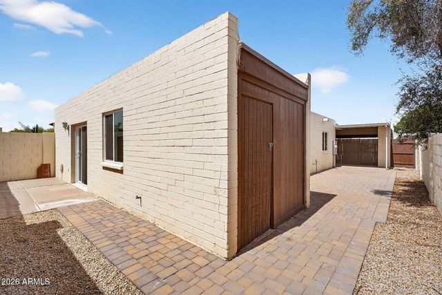 1725 N DATE -- 56, Mesa, AZ 85201