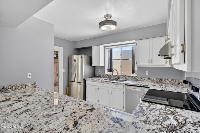 1725 N DATE -- 56, Mesa, AZ 85201