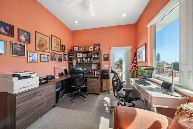 30 79TH AVENUE, Treasure Island, FL 33706