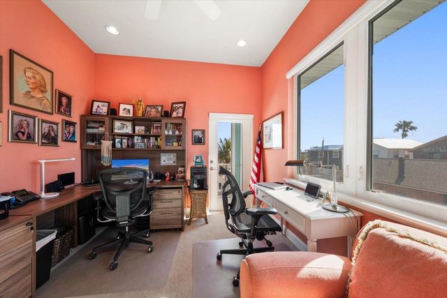 30 79TH AVENUE, Treasure Island, FL 33706