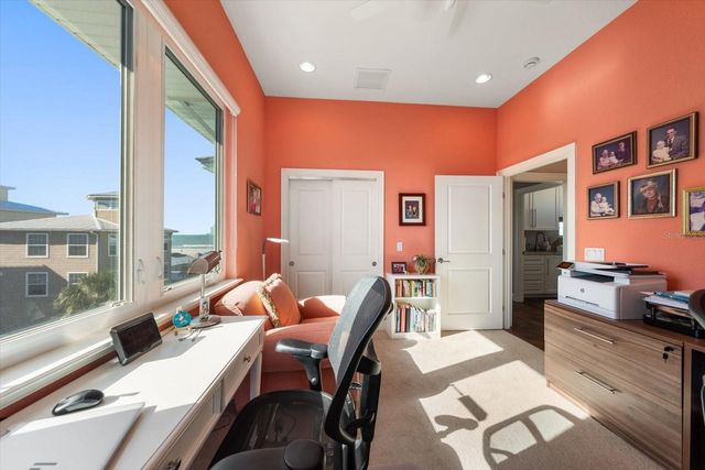 30 79TH AVENUE, Treasure Island, FL 33706