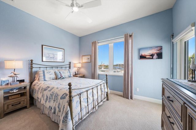 30 79TH AVENUE, Treasure Island, FL 33706