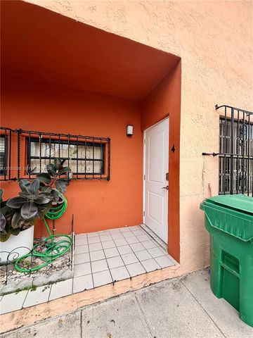 270 NW 71st Ave 4, Miami, FL 33126