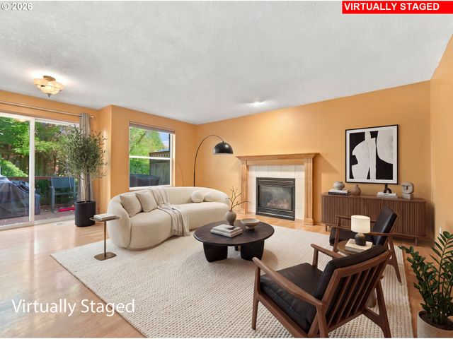 3608 N IVY Dr, Newberg, OR 97132