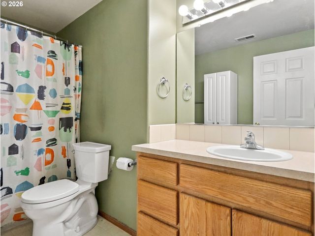 3608 N IVY Dr, Newberg, OR 97132