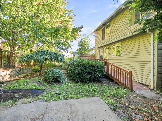 3608 N IVY Dr, Newberg, OR 97132