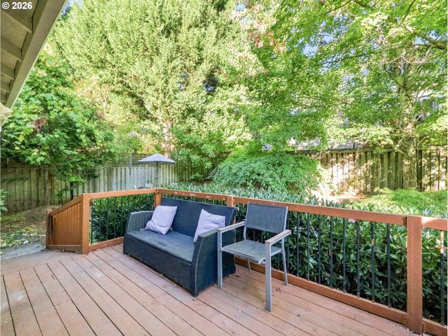 3608 N IVY Dr, Newberg, OR 97132