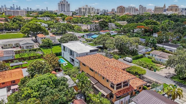 4251 SW 11th St, Miami, FL 33134