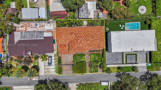 4251 SW 11th St, Miami, FL 33134