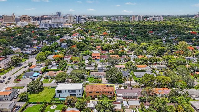 4251 SW 11th St, Miami, FL 33134