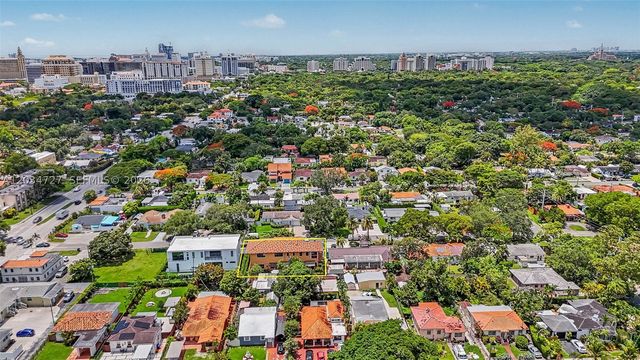4251 SW 11th St, Miami, FL 33134