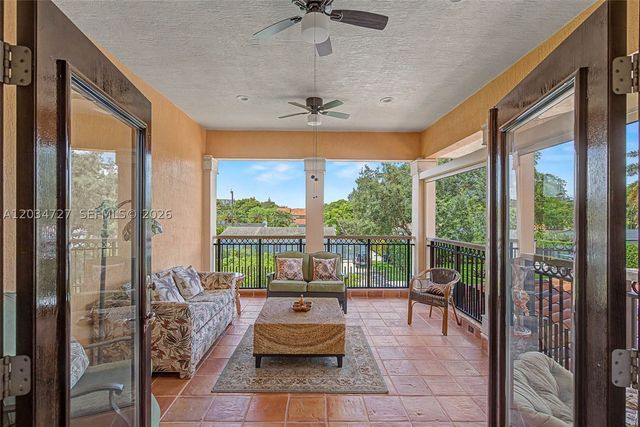 4251 SW 11th St, Miami, FL 33134