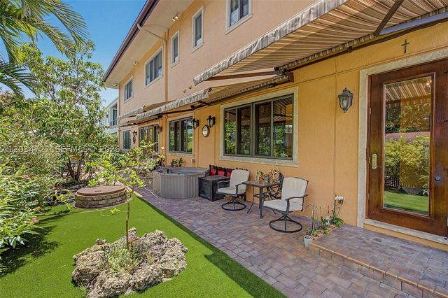 4251 SW 11th St, Miami, FL 33134