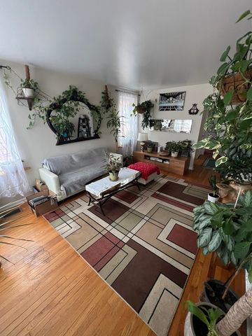 3136 N Oak Park Avenue, Chicago, IL 60634