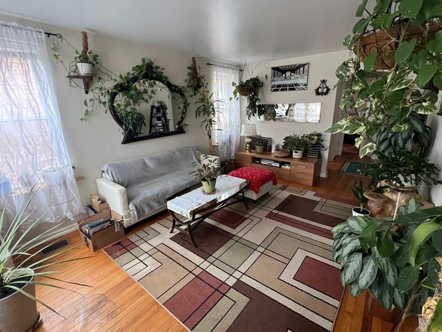 3136 N Oak Park Avenue, Chicago, IL 60634