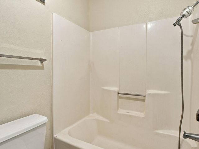 9 Rollingbrook Cir, Sacramento, CA 95833