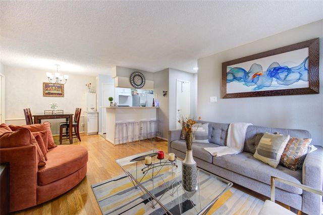 12550 Whittington Dr 408, Houston, TX 77077