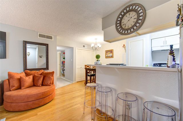 12550 Whittington Dr 408, Houston, TX 77077