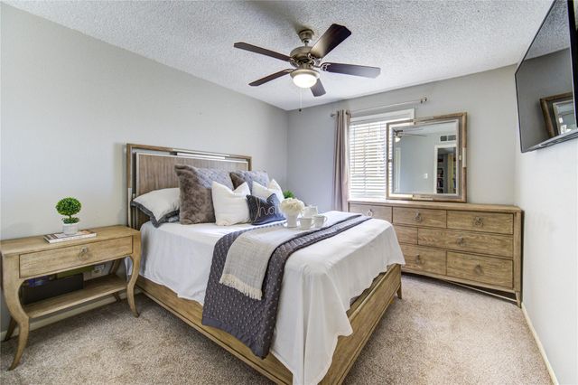 12550 Whittington Dr 408, Houston, TX 77077