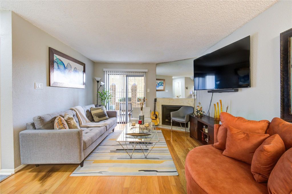 12550 Whittington Dr 408, Houston, TX 77077