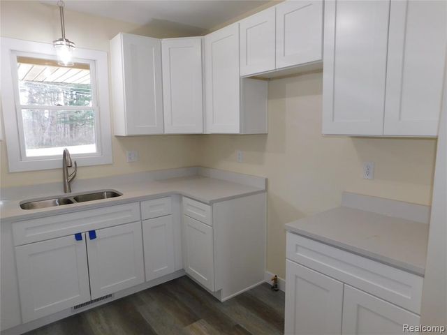 1444 W Lake Road, Clio, MI 48420