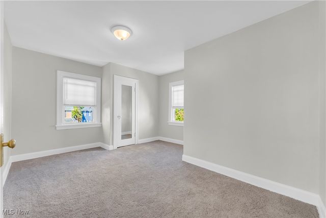 945 Nela View Road, Cleveland Heights, OH 44112