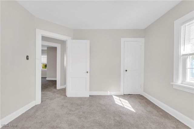 945 Nela View Road, Cleveland Heights, OH 44112