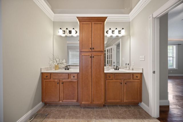 205 Kolsons Landing Drive, Somerset, KY 42503