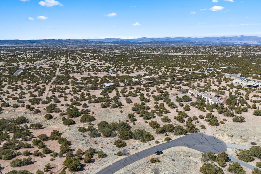 16 Daisy Circle, Lot 232, Santa Fe, NM 87506
