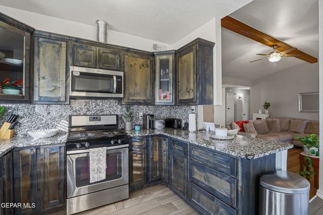 2324 NANCY MCDONALD Drive, El Paso, TX 79936