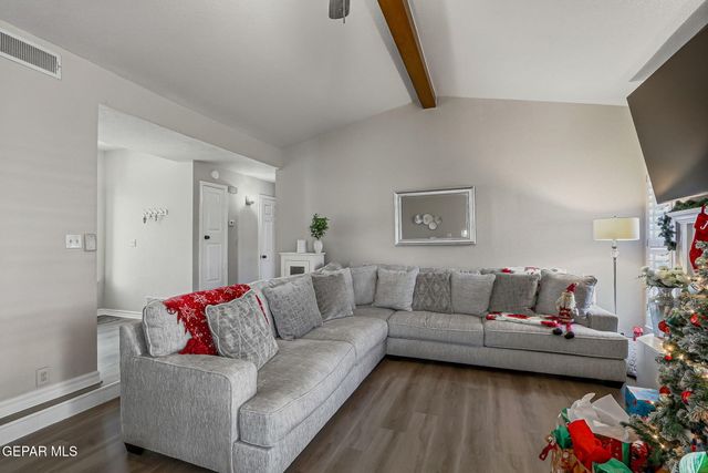 2324 NANCY MCDONALD Drive, El Paso, TX 79936