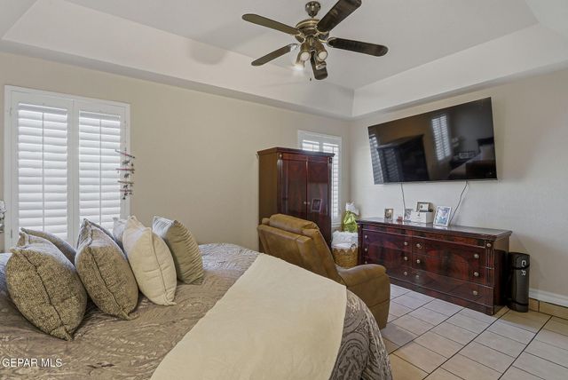 2324 NANCY MCDONALD Drive, El Paso, TX 79936