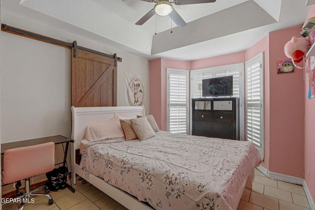 2324 NANCY MCDONALD Drive, El Paso, TX 79936