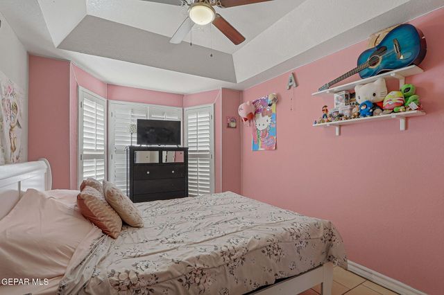 2324 NANCY MCDONALD Drive, El Paso, TX 79936