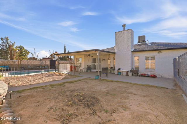 2324 NANCY MCDONALD Drive, El Paso, TX 79936