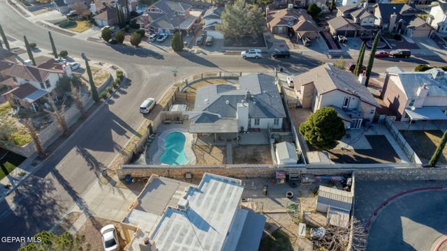 2324 NANCY MCDONALD Drive, El Paso, TX 79936