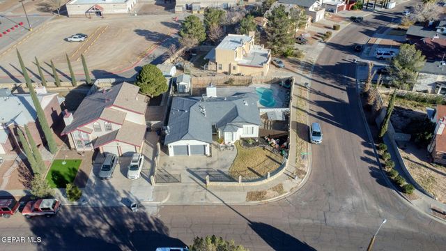 2324 NANCY MCDONALD Drive, El Paso, TX 79936