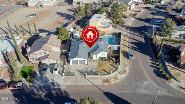 2324 NANCY MCDONALD Drive, El Paso, TX 79936