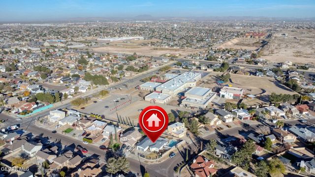 2324 NANCY MCDONALD Drive, El Paso, TX 79936