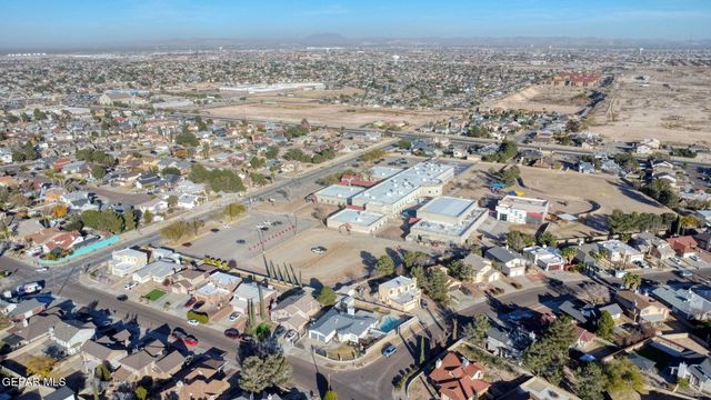 2324 NANCY MCDONALD Drive, El Paso, TX 79936