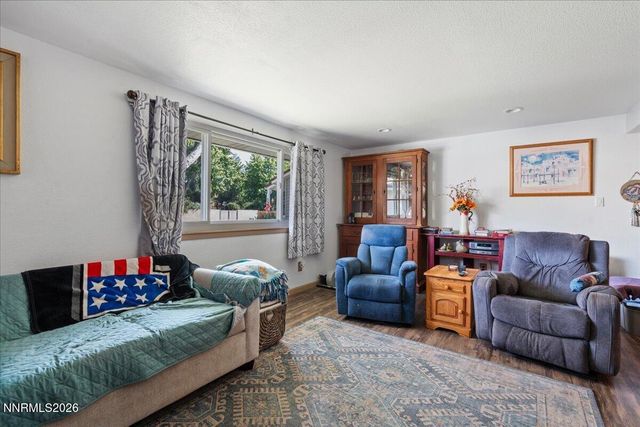 7353 Wallsend Drive, Reno, NV 89511