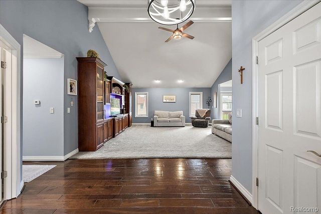 35526 Brooke Circle, New Baltimore, MI 48047
