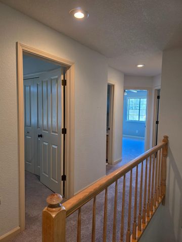 2553 Cottonwood Dr, Lodi, CA 95242